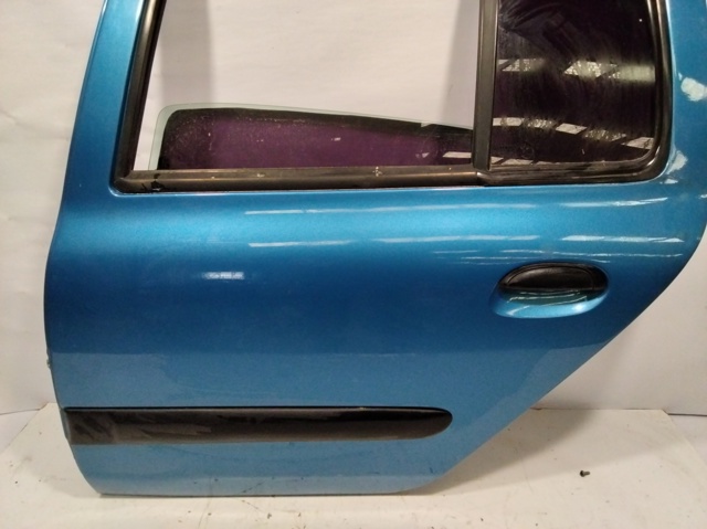 Puertas Renault Clio SYMBOL LB0, LB1, LB2 segundo mano