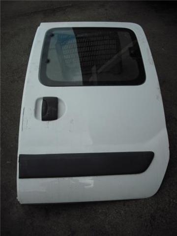 7751473602 RENAULT Puerta lateral corrediza izquierda  en stock Córdoba