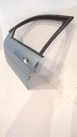 7751473728 Puerta delantera izquierda  disponible Málaga