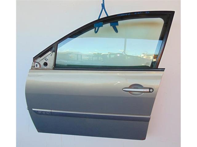 RENAULT 7751473728 Puerta delantera izquierda  disponible Lugo