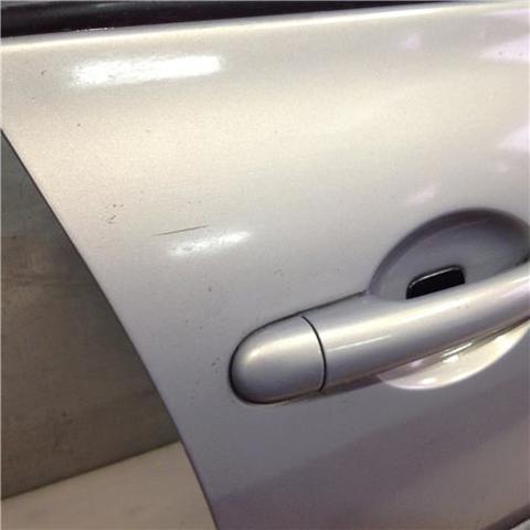 7751473729 RENAULT Puerta delantera derecha comprar Madrid