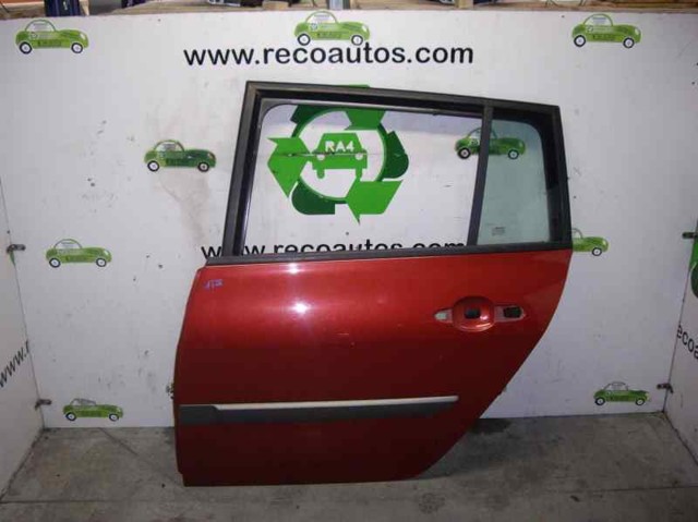 Puerta trasera izquierda 7751475034 Renault (RVI)