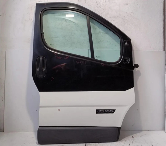 RENAULT 7751478601 Puerta delantera derecha  disponible Lugo