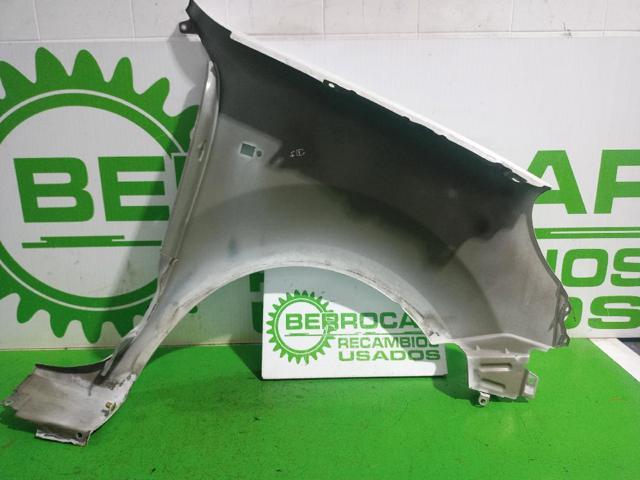 7751691052 Aleta delantera izquierda  disponible Utrera