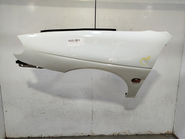 7751696568 RENAULT Aleta delantera izquierda  en stock Huelva