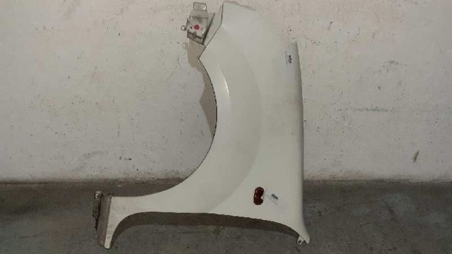 7751718631 RENAULT Aleta delantera izquierda  disponible Alicante