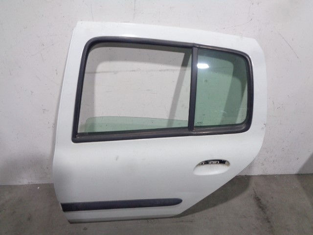 Comprar Puerta delantera derecha Renault Clio SYMBOL sedán usado