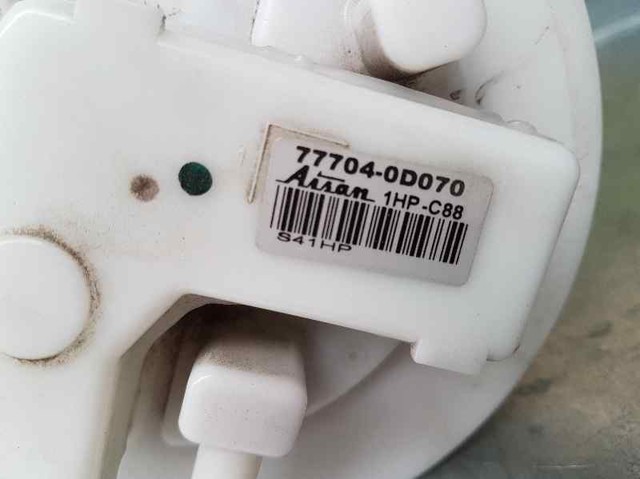 TOYOTA 777040D070 Módulo de bomba de combustible con sensor de nivel de combustible  comprar en Ponferrada