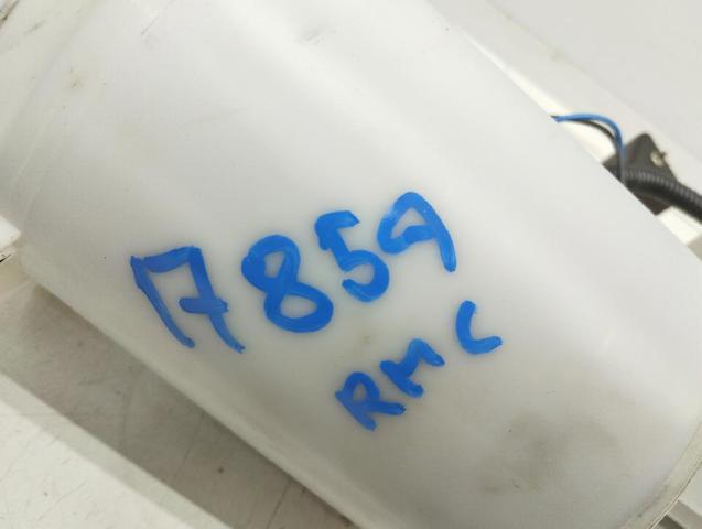 777040D090 Módulo de bomba de combustible con sensor de nivel de combustible  disponible Málaga
