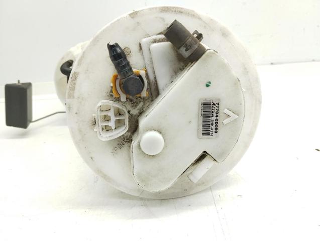 TOYOTA 777040D090 Bomba de gasolina  en stock Salamanca