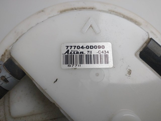777040D090 TOYOTA Bomba de gasolina  en stock Gandía