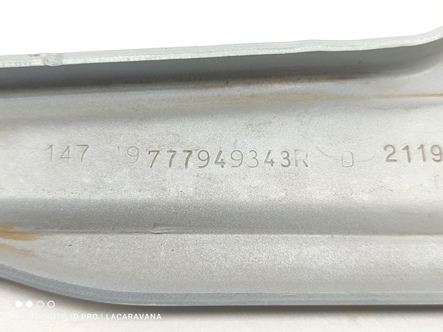 777949343R Rodillo superior derecho de puerta corrediza  en stock Granada