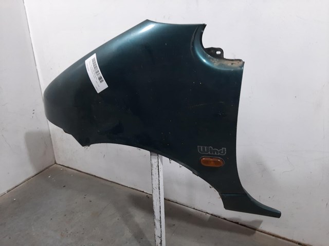 Guardabarros delantero izquierdo 7782170227 Renault (RVI)