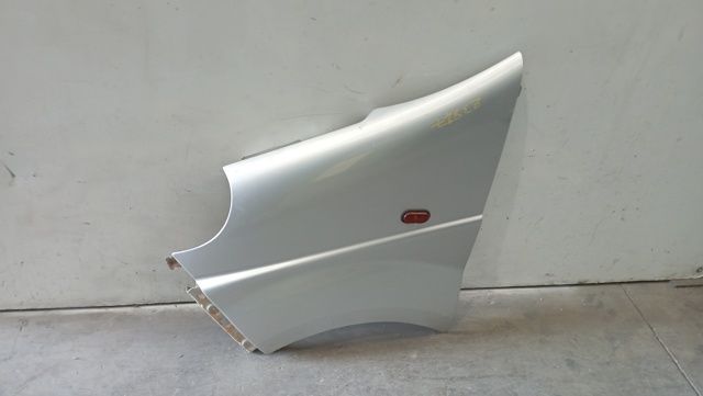 RENAULT 7782524451 Aleta delantera izquierda comprar Barcelona