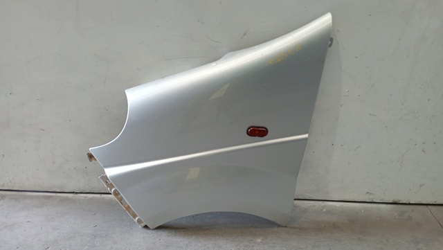 RENAULT 7782524451 Aleta delantera izquierda  comprar en Murcia