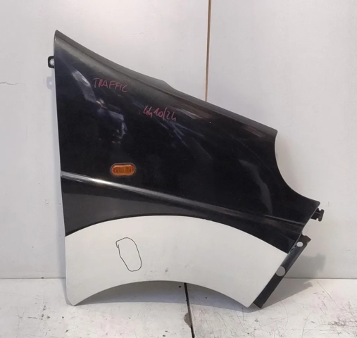 RENAULT 7782524467 Aleta  en stock Salamanca