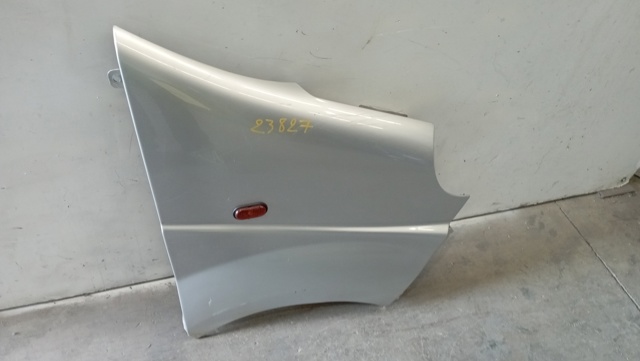RENAULT 7782524467 Aleta  en stock Salamanca
