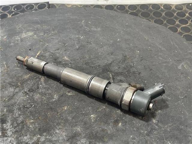 7785984 BMW Inyector de combustible  disponible Ourense
