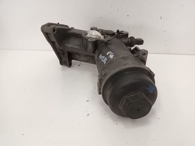 7787072 BMW
