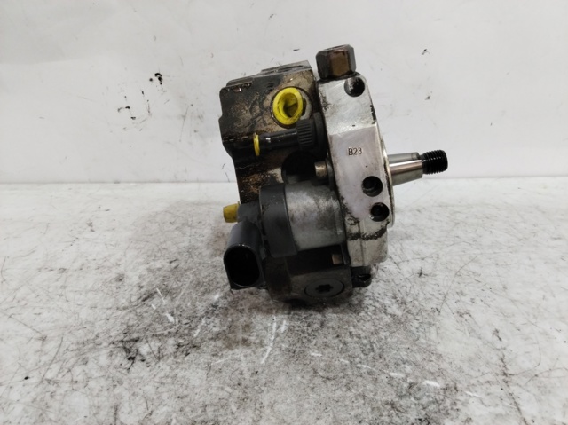 7788670 BMW Bomba inyectora  en stock Huelva