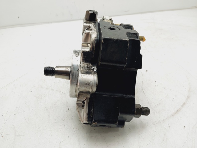 BMW 7788670 Bomba inyectora  en stock Terrassa