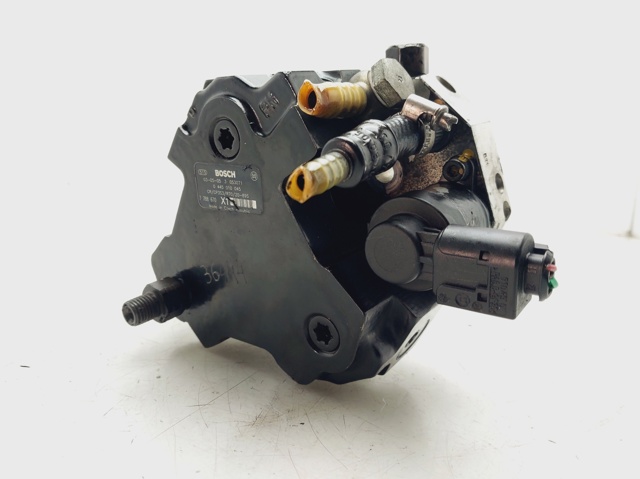 BMW 7788670 Bomba inyectora  en stock Terrassa