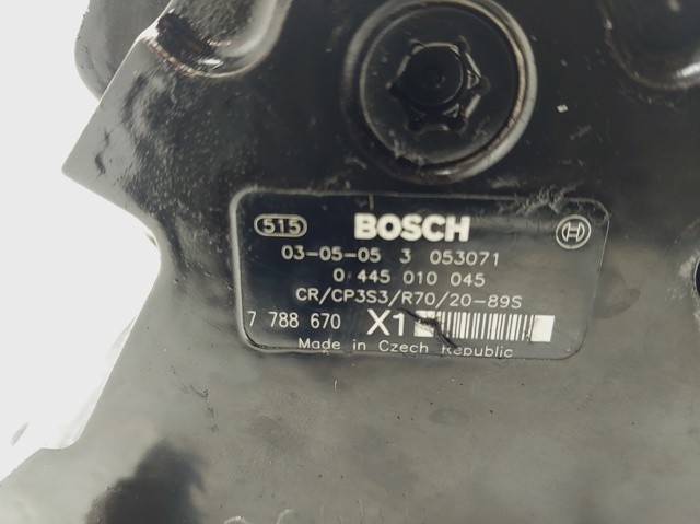 7788670 Bomba de alta presión de combustible  disponible Utrera