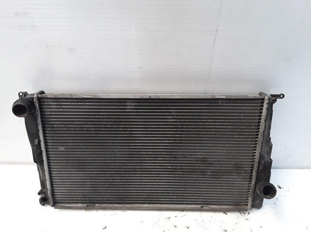 7788901 BMW Radiador de refrigeración del motor  disponible Ourense
