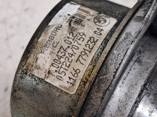 7791232 BMW Bomba de vacío comprar Alcalá