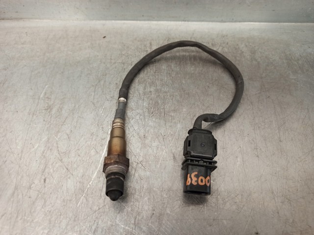 7793825 BMW