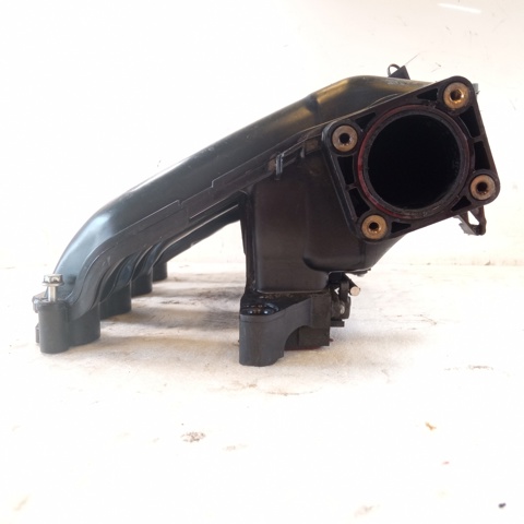 7795393 BMW Colector de admisión  disponible Ourense