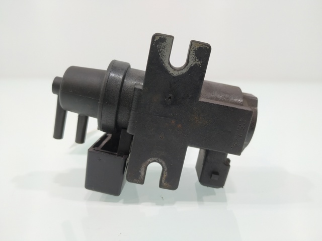 7796634 BMW Válvula solenoide de control de presión de sobrealimentación comprar Bilbao