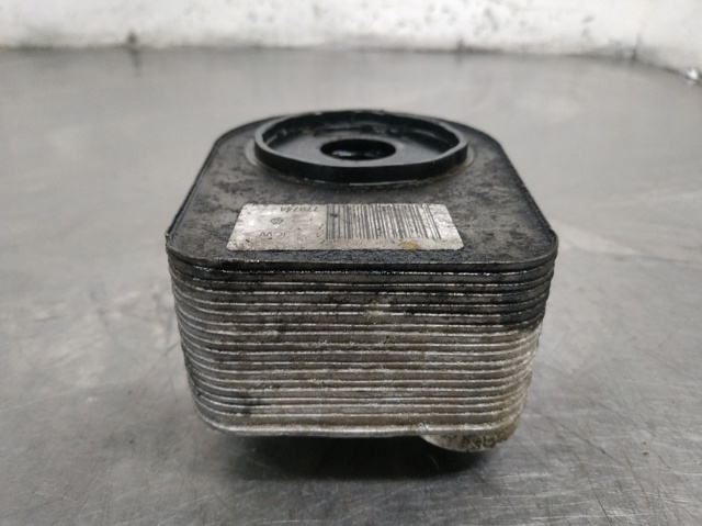 779744 Radiador de aceite debajo del filtro comprar Girona