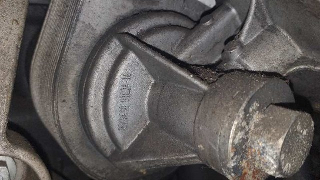 779744C RENAULT Radiador de aceite debajo del filtro comprar Madrid