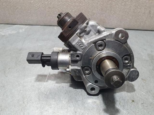 779787402 BMW