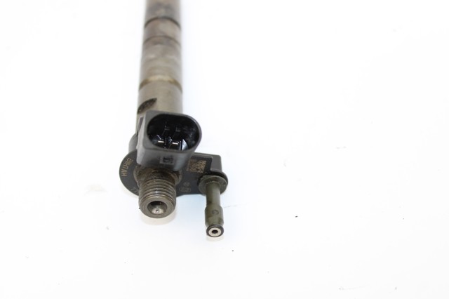 BMW 779787705 Inyector de combustible  disponible Lugo