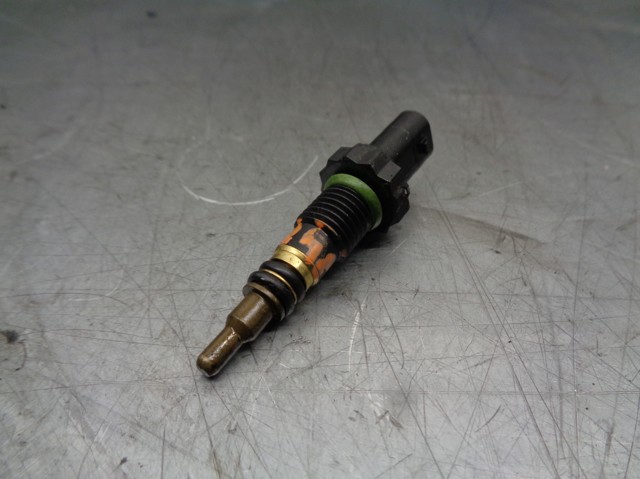 Sensor de temperatura del motor 7797957 BMW