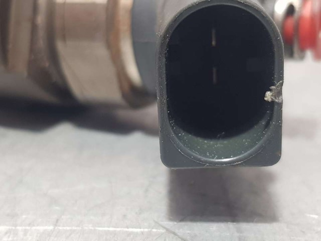 7798446 Inyector de combustible  disponible Utrera