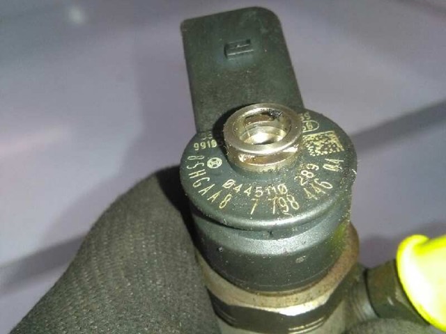 779844604 Inyector  en stock Sabadell