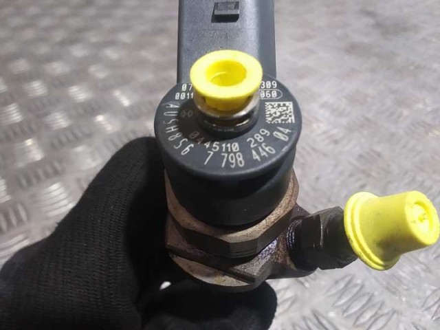 779844604 Inyector de combustible  disponible Utrera