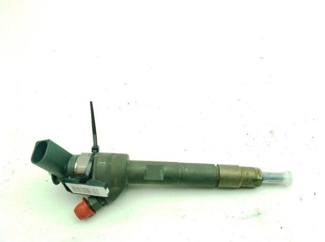 779844605 Inyector de combustible  disponible Utrera