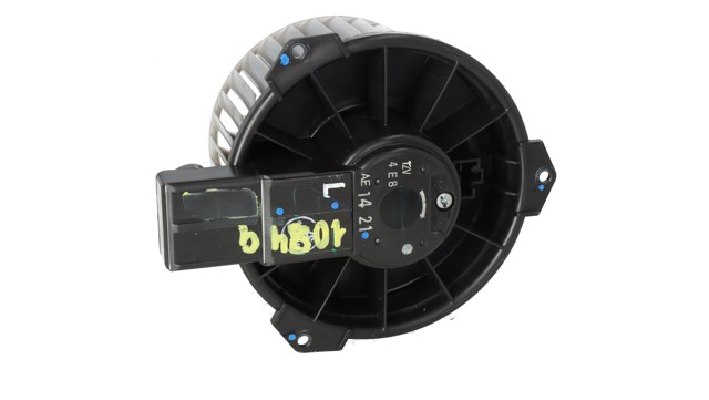Comprar Motor del ventilador del calefactor Mitsubishi Space Star  A0 a bajo precio