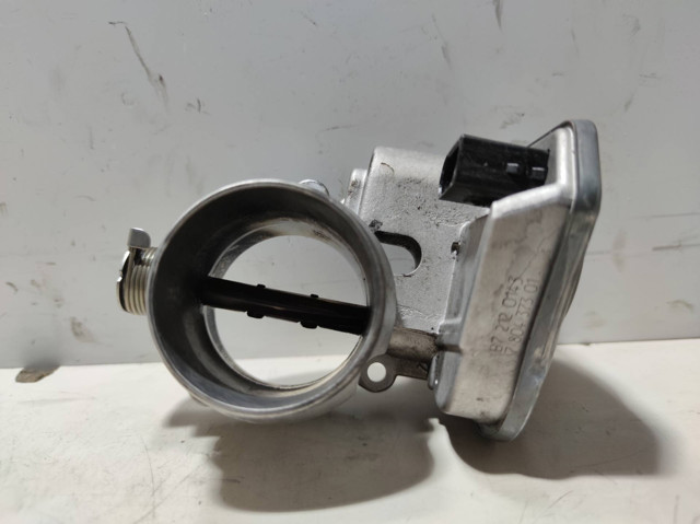 Caja de mariposa 780437301 BMW