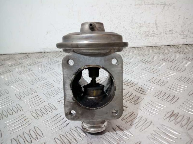 7804381 BMW