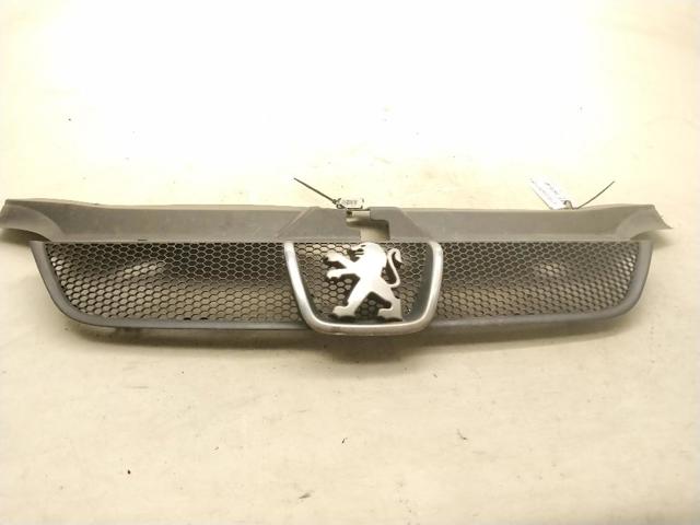 Parrilla para Peugeot 406 8B