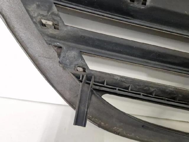 7804L0 PEUGEOT Parrilla del radiador  comprar en Jaén