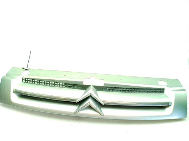 7804N2 PEUGEOT Parrilla  en stock Huelva