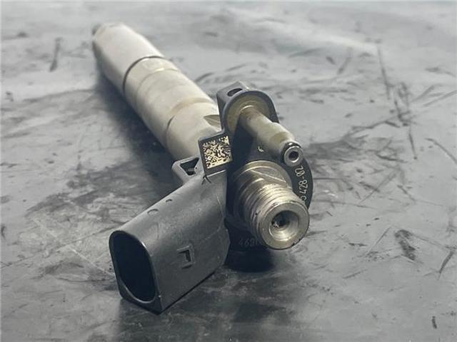 7805428 BMW Inyector de combustible  comprar en Oviedo