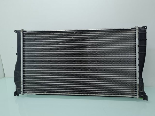 781025801 Radiador de refrigeración del motor  comprar en Zaragoza