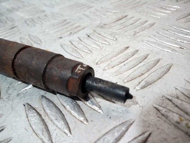 7810702 BMW Inyector comprar Bilbao